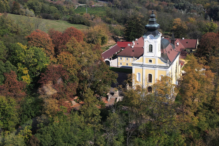 Boldogasszony gyalogos zarándoklat-Sarlós Boldogasszony ünnepéhez kötődően
